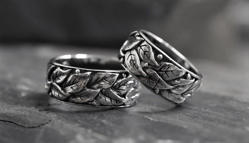 Round Leaves Ring