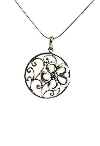 Round Pendant with Flower